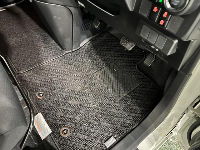 トールカスタムＧ　ＳＡII　走行５２７０２キロ／車検整備付／ナビ一年保証・走行距離無制限　フルセグナビ　Ｂｌｕｅｔｏｏｔｈ　バックカメラ　オートライト　ＬＥＤヘッドライト　アイドリングストップ　両側電動スライドドア（埼玉県）の中古車