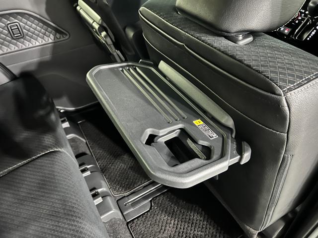 タントカスタムＲＳスタイルセレクション　走行５６０９６キロ／ナビ一年保証・走行距離無制限　タイヤ４本交換　フルセグナビ　Ｂｌｕｅｔｏｏｔｈ　全周囲カメラ　ドラレコ　ＥＴＣ　クリアランスソナー　オートライト　ＬＥＤヘッドライト　シートヒーター　両側電動スライドドア（埼玉県）の中古車