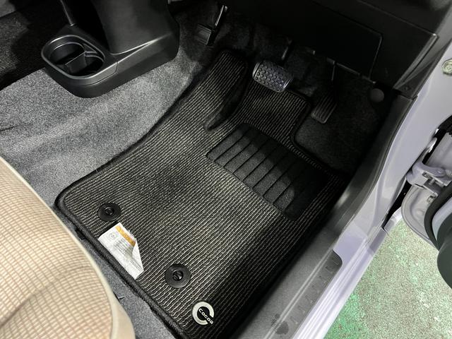 ミラココアココアプラスＸ　走行４７９３２キロ／前後ドラレコ／マット１年保証距離無制限　走行距離４７９３２キロ　前後ドラレコ　純正マット　助手席エアバッグ　ＬＥＤヘッドランプ　アイドリングストップ　電動格納式ドアミラー（埼玉県）の中古車