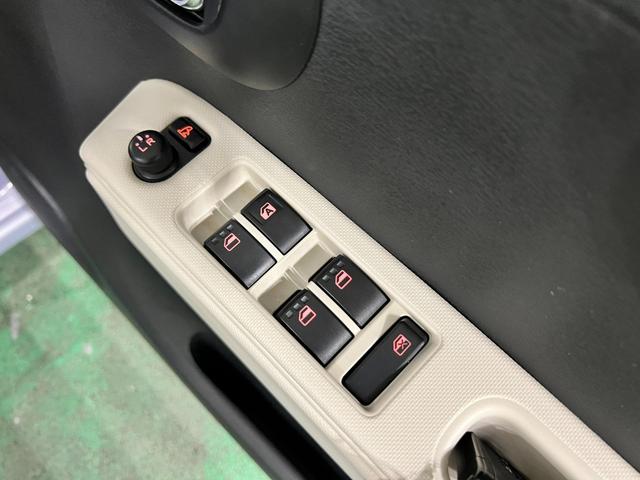 ミラココアココアプラスＸ　走行４７９３２キロ／前後ドラレコ／マット１年保証距離無制限　走行距離４７９３２キロ　前後ドラレコ　純正マット　助手席エアバッグ　ＬＥＤヘッドランプ　アイドリングストップ　電動格納式ドアミラー（埼玉県）の中古車