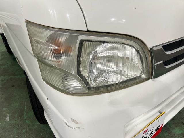 ハイゼットトラックエアコン・パワステスペシャルＶＳ　走行７４３７９キロ一年保証・走行距離無制限　走行７４３７９キロ　純正カーペットマット　ＡＭＦＭラジオ　板キー　エアコンパワステ　キズ凹みあり（埼玉県）の中古車