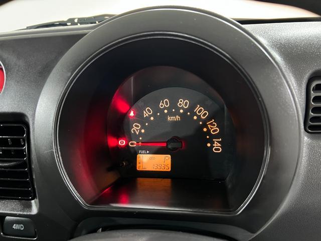 サンバートラックＴＢ　走行１３９３５キロ／オートマ／４ＷＤ禁煙車　点検記録簿あり　ワンオーナー　一年保証・走行距離無制限　走行１３９３５キロ　オートマ　４ＷＤ　ＡＭＦＭラジオ　純正マット　取扱説明書（埼玉県）の中古車