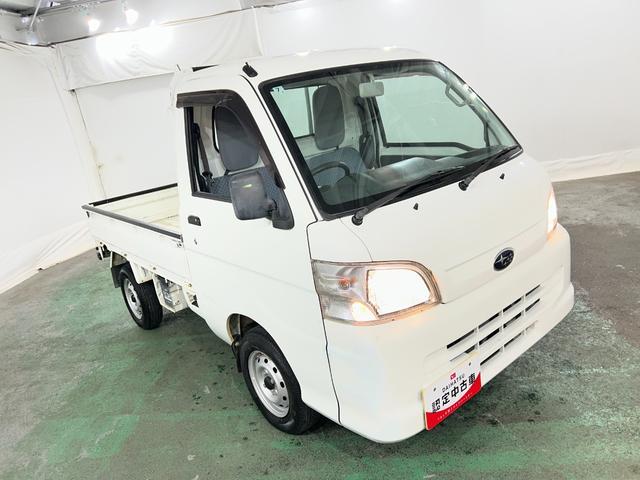 サンバートラックＴＢ　走行１３９３５キロ／オートマ／４ＷＤ禁煙車　点検記録簿あり　ワンオーナー　一年保証・走行距離無制限　走行１３９３５キロ　オートマ　４ＷＤ　ＡＭＦＭラジオ　純正マット　取扱説明書（埼玉県）の中古車
