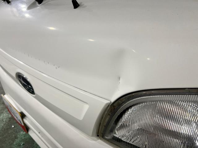 サンバートラックＴＢ　走行１３９３５キロ／オートマ／４ＷＤ禁煙車　点検記録簿あり　ワンオーナー　一年保証・走行距離無制限　走行１３９３５キロ　オートマ　４ＷＤ　ＡＭＦＭラジオ　純正マット　取扱説明書（埼玉県）の中古車
