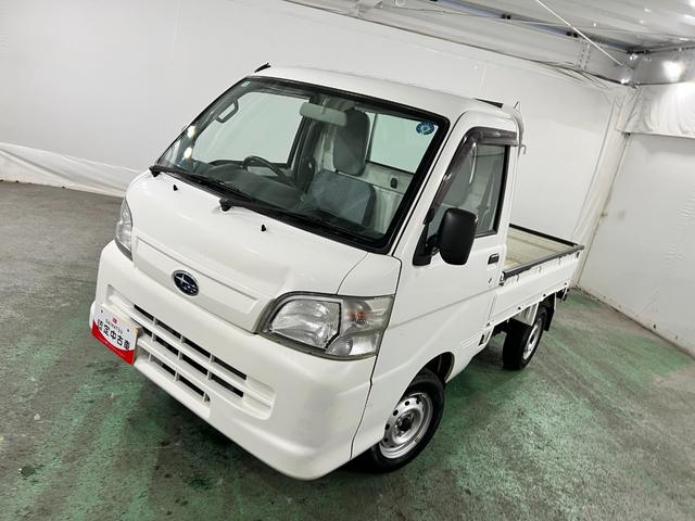 サンバートラックＴＢ　走行１３９３５キロ／オートマ／４ＷＤ禁煙車　点検記録簿あり　ワンオーナー　一年保証・走行距離無制限　走行１３９３５キロ　オートマ　４ＷＤ　ＡＭＦＭラジオ　純正マット　取扱説明書（埼玉県）の中古車