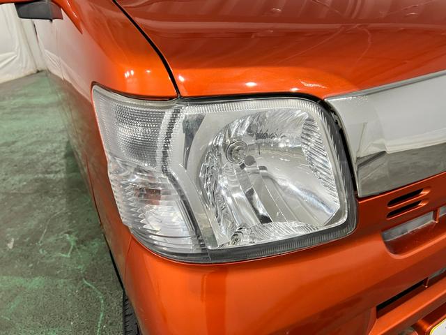 ハイゼットカーゴクルーズターボリミテッド　４ＷＤ／走行６０９２１キロ１年保証距離無制限　走行距離６０９２１キロ　ワンセグナビ　バックカメラ　純正マット　助手席エアバッグ　両側スライドドア　マニュアルエアコン（埼玉県）の中古車