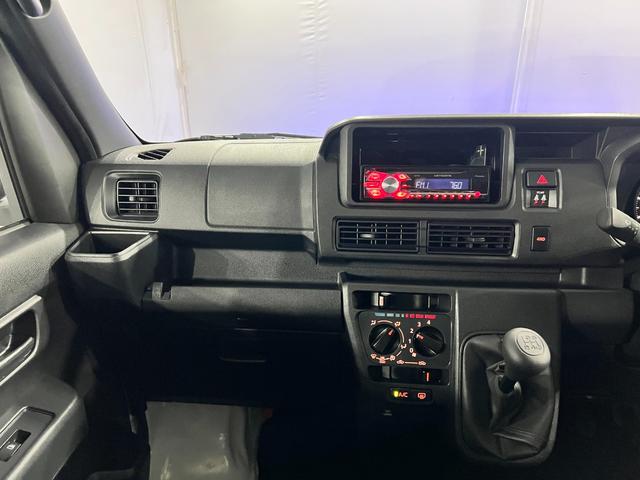 ハイゼットカーゴＤＸ　走行４２０１５キロ／車検整備付／４ＷＤ／５速ＭＴ一年保証・走行距離無制限　　助手席エアバック　オートライト　オートマチックハイビーム　クリアランスソナー　アイドリングストップ（埼玉県）の中古車