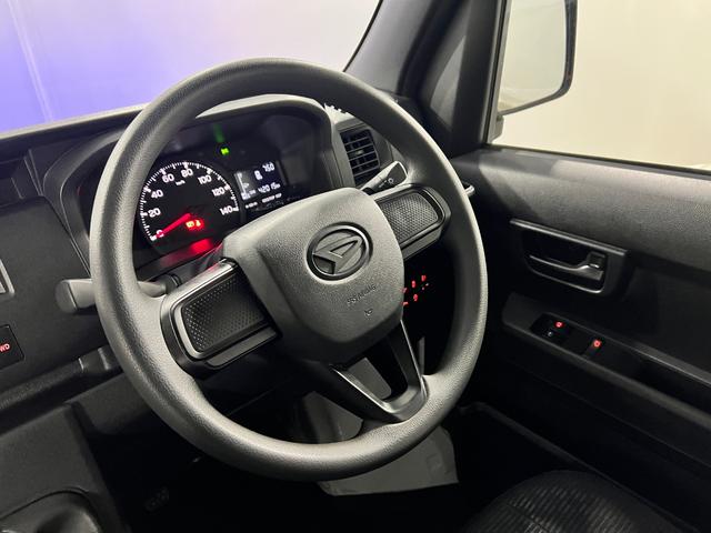 ハイゼットカーゴＤＸ　走行４２０１５キロ／車検整備付／４ＷＤ／５速ＭＴ一年保証・走行距離無制限　　助手席エアバック　オートライト　オートマチックハイビーム　クリアランスソナー　アイドリングストップ（埼玉県）の中古車