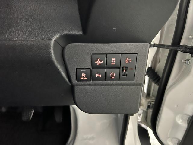 ハイゼットカーゴＤＸ　走行４２０１５キロ／車検整備付／４ＷＤ／５速ＭＴ一年保証・走行距離無制限　　助手席エアバック　オートライト　オートマチックハイビーム　クリアランスソナー　アイドリングストップ（埼玉県）の中古車
