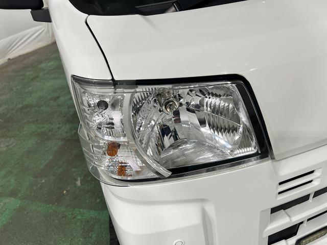 ハイゼットカーゴＤＸ　走行４２０１５キロ／車検整備付／４ＷＤ／５速ＭＴ一年保証・走行距離無制限　　助手席エアバック　オートライト　オートマチックハイビーム　クリアランスソナー　アイドリングストップ（埼玉県）の中古車