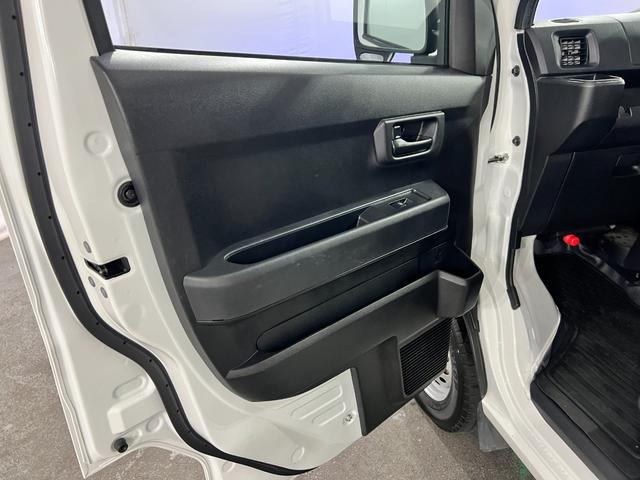 ハイゼットカーゴＤＸ　走行４２０１５キロ／車検整備付／４ＷＤ／５速ＭＴ一年保証・走行距離無制限　　助手席エアバック　オートライト　オートマチックハイビーム　クリアランスソナー　アイドリングストップ（埼玉県）の中古車