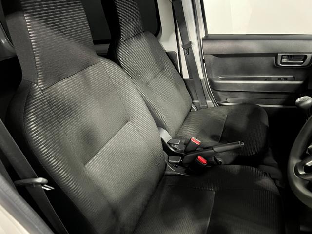 ハイゼットカーゴＤＸ　走行４２０１５キロ／車検整備付／４ＷＤ／５速ＭＴ一年保証・走行距離無制限　　助手席エアバック　オートライト　オートマチックハイビーム　クリアランスソナー　アイドリングストップ（埼玉県）の中古車