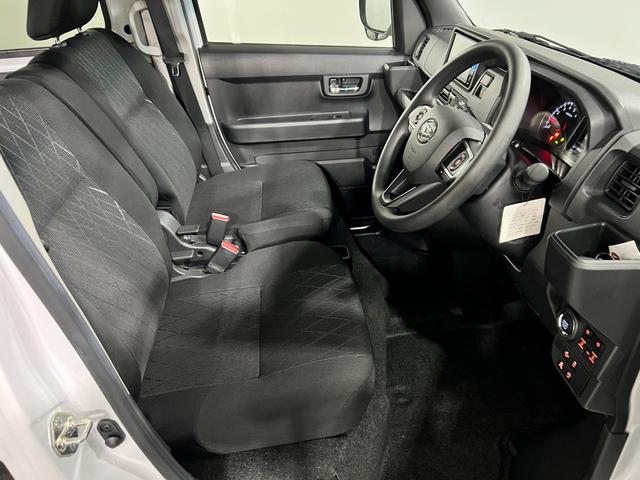 アトレーRS 走行2451キロ/車検整備付/ナビ/バックカメラ一年保証・走行距離無制限 フルセグナビ Bluetooth バックカメラ クリアランスソナー オートライト LEDヘッドライト アイドリングストップ 両側電動スライドドア(埼玉県)の中古車
