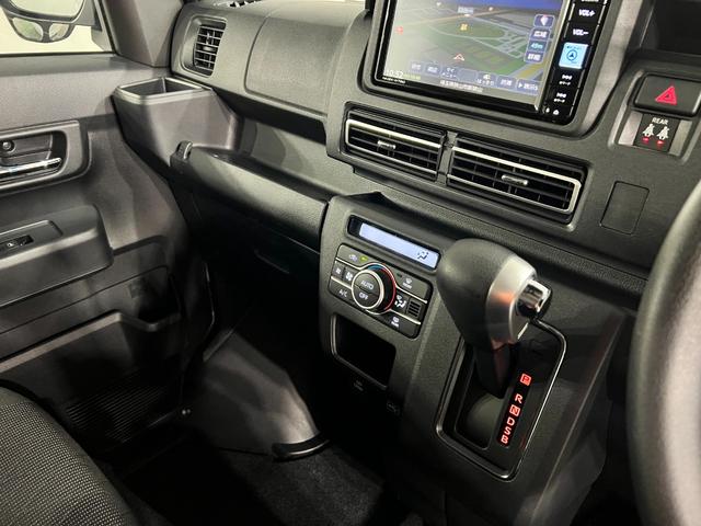 アトレーRS 走行2451キロ/車検整備付/ナビ/バックカメラ一年保証・走行距離無制限 フルセグナビ Bluetooth バックカメラ クリアランスソナー オートライト LEDヘッドライト アイドリングストップ 両側電動スライドドア(埼玉県)の中古車