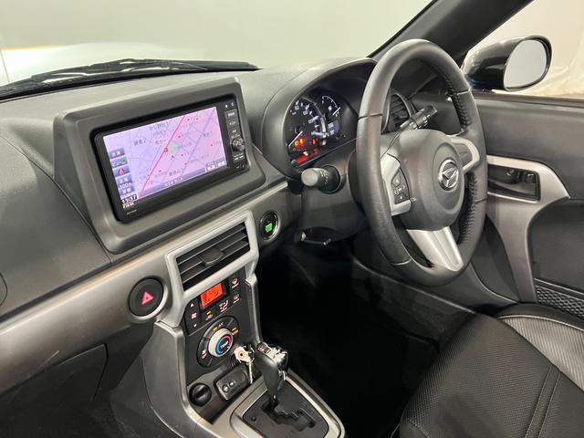 コペンセロ 走行99193キロ/ナビ/LEDヘッドランプ1年保証距離無制限 走行距離99193キロ フルセグナビ ブルートゥース 純正マット 助手席エアバッグ LEDヘッドランプ アイドリングストップ シートヒーター(埼玉県)の中古車