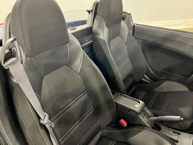 コペンセロ 走行99193キロ/ナビ/LEDヘッドランプ1年保証距離無制限 走行距離99193キロ フルセグナビ ブルートゥース 純正マット 助手席エアバッグ LEDヘッドランプ アイドリングストップ シートヒーター(埼玉県)の中古車