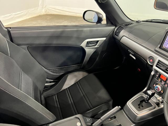 コペンセロ 走行99193キロ/ナビ/LEDヘッドランプ1年保証距離無制限 走行距離99193キロ フルセグナビ ブルートゥース 純正マット 助手席エアバッグ LEDヘッドランプ アイドリングストップ シートヒーター(埼玉県)の中古車
