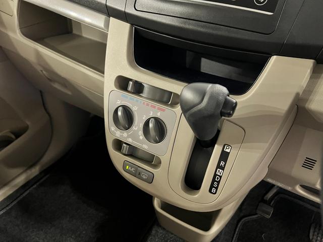 ムーヴL 走行36266キロ/CDチューナー一年保証・走行距離無制限 走行36266キロ 純正カーペットマット 助手席エアバック アイドリングストップ ベンチシート(埼玉県)の中古車