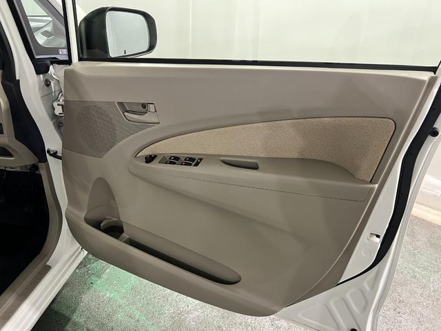 ムーヴL 走行36266キロ/CDチューナー一年保証・走行距離無制限 走行36266キロ 純正カーペットマット 助手席エアバック アイドリングストップ ベンチシート(埼玉県)の中古車