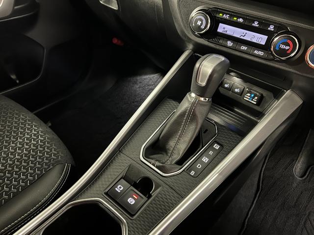 ロッキープレミアムG HEV 走行30370キロ/9型ナビ/ドラレコ1年保証距離無制限 走行距離30370キロ 純正フルセグナビ パノラマモニター ドラレコ ブルートゥース 純正マット サイドエアバッグ LEDヘッドランプ アイドリングストップシートヒーター(埼玉県)の中古車