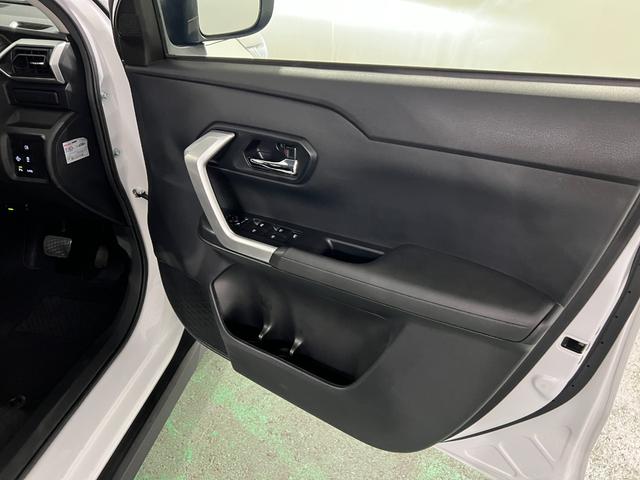 ロッキープレミアムG HEV 走行30370キロ/9型ナビ/ドラレコ1年保証距離無制限 走行距離30370キロ 純正フルセグナビ パノラマモニター ドラレコ ブルートゥース 純正マット サイドエアバッグ LEDヘッドランプ アイドリングストップシートヒーター(埼玉県)の中古車