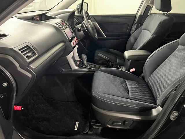 フォレスター２．０ｉ−Ｌ　アイサイト　走行４０６０２キロ／４ＷＤ／ナビ一年保証・走行距離無制限　フルセグナビ　Ｂｌｕｅｔｏｏｔｈ　バックカメラ　ＥＴＣ　オートライト　ＨＩＤヘッドライト　シートヒーター（埼玉県）の中古車