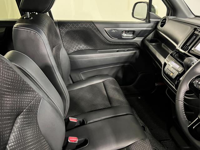Ｎ−ＷＧＮカスタムＧ　ＳＳパッケージ　走行８８３８８キロ／ナビ／バックカメラ一年保証・走行距離無制限　フルセグナビ　バックカメラ　Ｂｌｕｅｔｏｏｔｈ　オートライト　ＨＩＤヘッドライト　ベンチシート（埼玉県）の中古車
