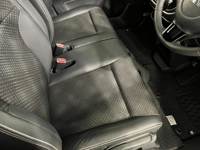 Ｎ−ＷＧＮカスタムＧ　ＳＳパッケージ　走行８８３８８キロ／ナビ／バックカメラ一年保証・走行距離無制限　フルセグナビ　バックカメラ　Ｂｌｕｅｔｏｏｔｈ　オートライト　ＨＩＤヘッドライト　ベンチシート（埼玉県）の中古車