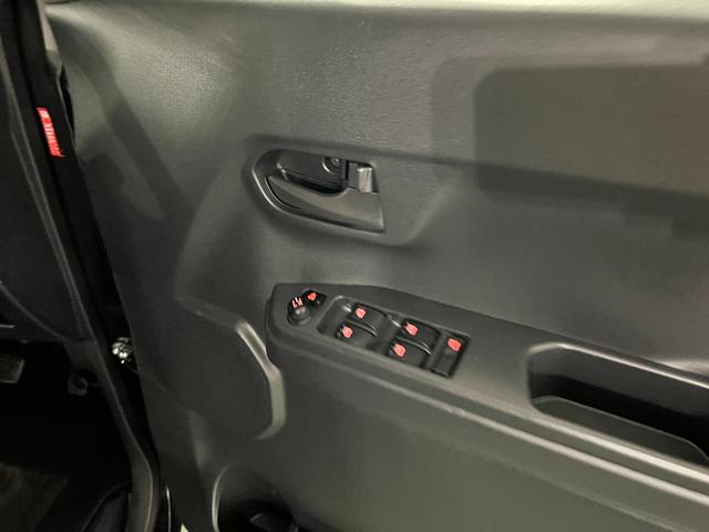 ウェイクＤ　走行５６３０３キロ／ＬＥＤヘッドランプ／マット１年保証距離無制限　走行距離５６３０３キロ　ワンセグナビ　純正マット　サイドエアバッグ　ＬＥＤヘッドランプ　両側スライドドア　電動格納式ドアミラー（埼玉県）の中古車