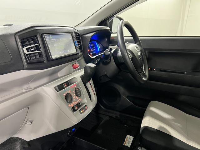 ミライースＸリミテッドＳＡIII　走行２８５９３キロ／車検整備付／雹害一年保証・走行距離無制限　フルセグナビ　Ｂｌｕｅｔｏｏｔｈ　バックカメラ　ＥＴＣ　クリアランスソナー　オートライト　ＬＥＤヘッドライト（埼玉県）の中古車