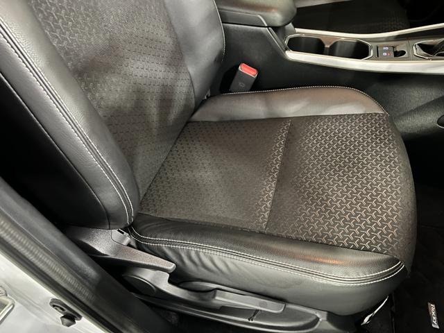 ロッキープレミアムG 走行9631キロ/純正9インチナビ/ドラレコ1年保証距離無制限 走行距離9631キロ 純正フルセグナビ バックカメラ ドラレコ 純正マット サイドエアバッグ LEDヘッドランプ アイドリングストップ シートヒーター オート格納式ドアミラー(埼玉県)の中古車