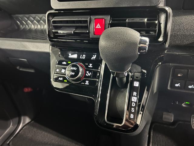 タントカスタムXスタイルセレクション 車検整備付/ナビ/ドラレコ1年保証距離無制限 走行距離56341キロ 純正フルセグナビ パノラマモニター ドラレコ 純正マット サイドエアバッグ LEDヘッドランプ アイドリングストップ シートヒーター 両側電動スライドドア(埼玉県)の中古車