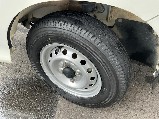 ハイゼットトラックエアコン・パワステＳＰ　走行８２１０キロ／タイヤ４本交換一年保証・走行距離無制限　純正カーペットマット　タイヤ４本交換　４ＷＤ（埼玉県）の中古車