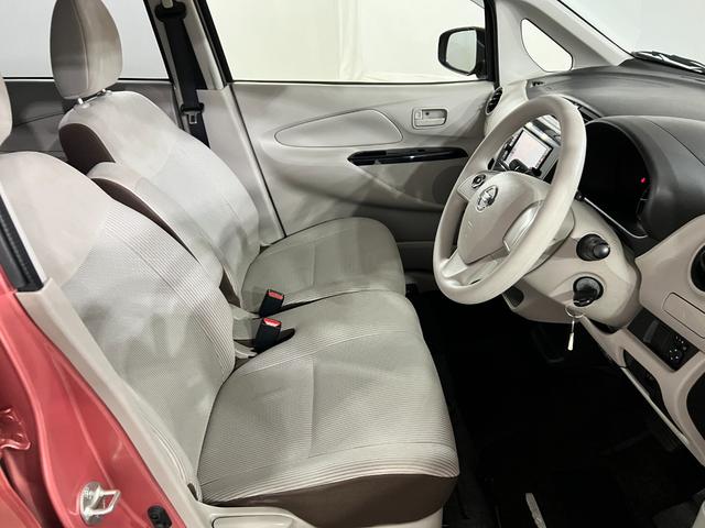 デイズ 中古車 Ｊ　走行４２０１９キロ／車検整備付／ナビ／ＥＴＣ一年保証・走行距離無制限　フルセグナビ　Ｂｌｕｅｔｏｏｔｈ　ＥＴＣ　助手席エアバック　純正カーペットマット　ベンチシート