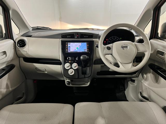 デイズＪ　走行４２０１９キロ／車検整備付／ナビ／ＥＴＣ一年保証・走行距離無制限　フルセグナビ　Ｂｌｕｅｔｏｏｔｈ　ＥＴＣ　助手席エアバック　純正カーペットマット　ベンチシート（埼玉県）の中古車