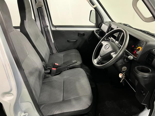 ハイゼットカーゴスペシャル 車検整備付/走行41560キロ1年保証距離無制限 走行41560キロ 車検整備付 助手席エアバック 純正カーペットマット アイドリングストップ AMFMラジオ(埼玉県)の中古車