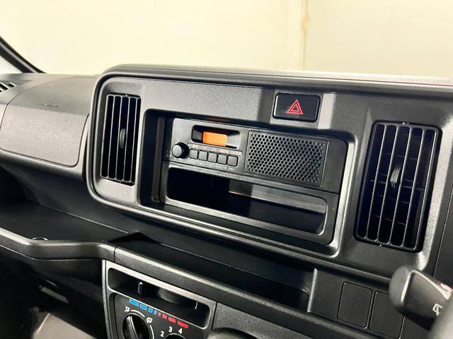 ハイゼットカーゴスペシャル 車検整備付/走行41560キロ1年保証距離無制限 走行41560キロ 車検整備付 助手席エアバック 純正カーペットマット アイドリングストップ AMFMラジオ(埼玉県)の中古車
