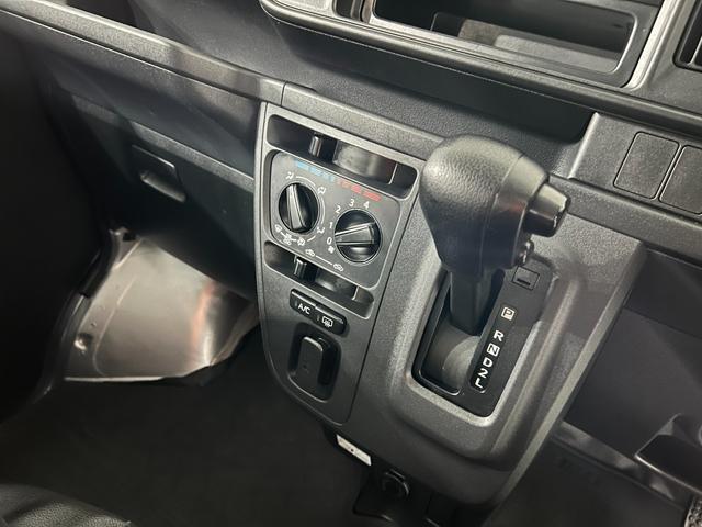 ハイゼットカーゴスペシャル 車検整備付/走行41560キロ1年保証距離無制限 走行41560キロ 車検整備付 助手席エアバック 純正カーペットマット アイドリングストップ AMFMラジオ(埼玉県)の中古車