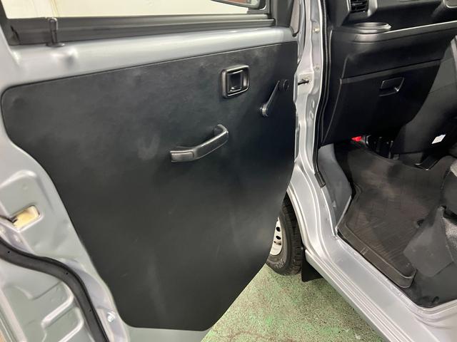 ハイゼットカーゴスペシャル 車検整備付/走行41560キロ1年保証距離無制限 走行41560キロ 車検整備付 助手席エアバック 純正カーペットマット アイドリングストップ AMFMラジオ(埼玉県)の中古車