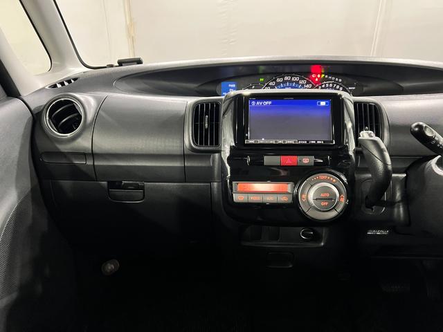 タントカスタムＸ　車検整備付／走行３２２５０キロ／純正マット１年保証距離無制限　走行距離３２２５０キロ　ワンセグナビ　バックカメラ　純正マット　助手席エアバッグ　ＨＩＤヘッドランプ　アイドリングストップ　片側電動スライドドア（埼玉県）の中古車