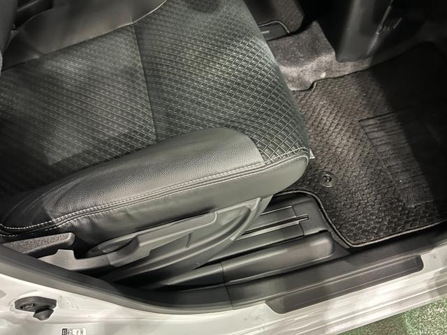 タントカスタムＸ　走行４５７７８キロ／タイヤ４本交換／純正９型ナビ一年保証・走行距離無制限　フルセグナビ　Ｂｌｕｅｔｏｏｔｈ　バックカメラ　ドラレコ　ＥＴＣ　クリアランスソナー　オートライト　ＬＥＤヘッドライト　シートヒーター　両側電動スライドドア（埼玉県）の中古車