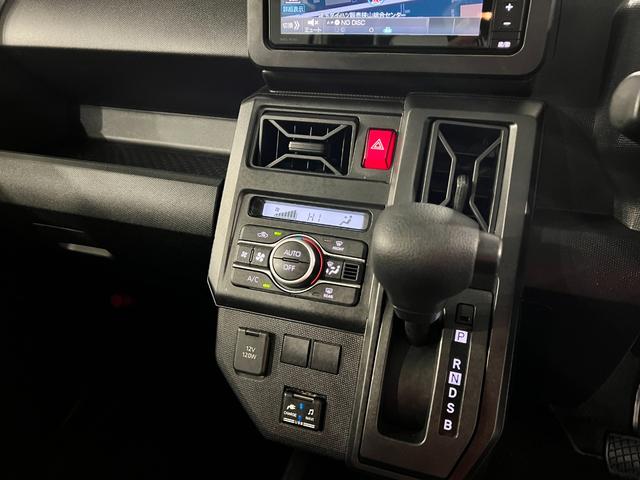 タフトＸ　走行９０４８８キロ／フルセグナビ／バックカメラ／マット１年保証距離無制限　走行距離９０４８８キロ　フルセグナビ　バックカメラ　ブルートゥース　純正マット　サイドエアバッグ　ＬＥＤヘッドランプ　アイドリングストップ　オート格納式ドアミラー（埼玉県）の中古車