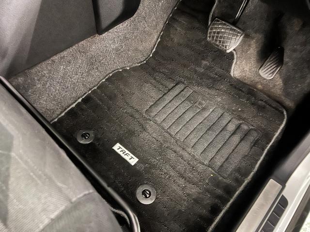 タフトＸ　走行９０４８８キロ／フルセグナビ／バックカメラ／マット１年保証距離無制限　走行距離９０４８８キロ　フルセグナビ　バックカメラ　ブルートゥース　純正マット　サイドエアバッグ　ＬＥＤヘッドランプ　アイドリングストップ　オート格納式ドアミラー（埼玉県）の中古車