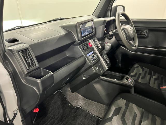 タフトＸ　走行９０４８８キロ／フルセグナビ／バックカメラ／マット１年保証距離無制限　走行距離９０４８８キロ　フルセグナビ　バックカメラ　ブルートゥース　純正マット　サイドエアバッグ　ＬＥＤヘッドランプ　アイドリングストップ　オート格納式ドアミラー（埼玉県）の中古車
