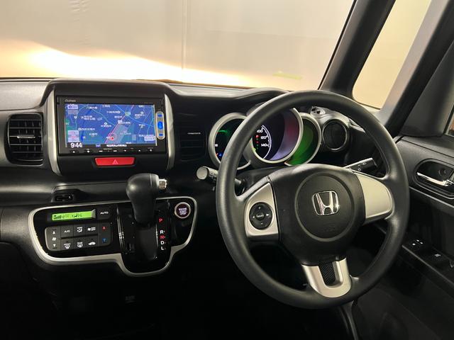 N−BOXG SSパッケージ 走行44075キロ/車検整備付/ナビ一年保証・走行距離無制限 TVレスナビ バックカメラ サイドエアバック ベンチシート 両側電動スライドドア 助手席エアバック(埼玉県)の中古車