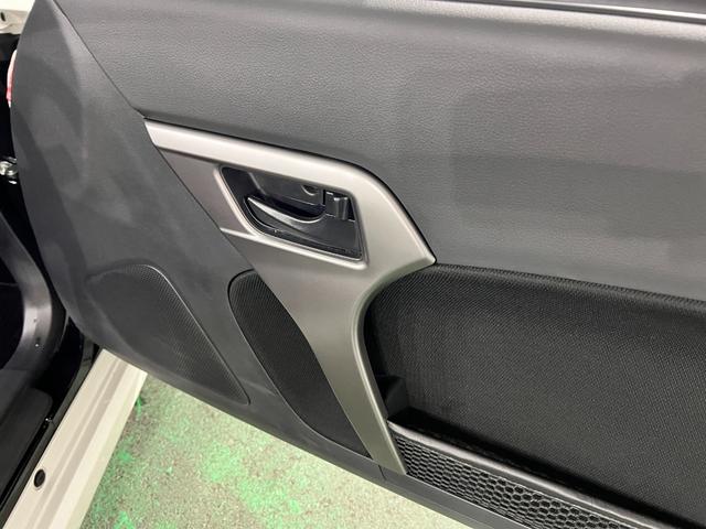 コペンローブ　走行３４９５４キロ／車検整備付／ナビ／バックカメラ一年保証・走行距離無制限　フルセグナビ　Ｂｌｕｅｔｏｏｔｈ　バックカメラ　ＥＴＣ　ＬＥＤヘッドライト　シートヒーター（埼玉県）の中古車