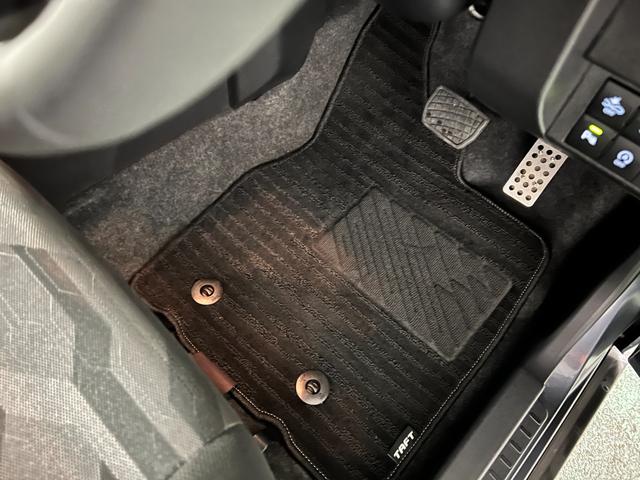 タフトGターボ ダーククロムベンチャー 走行19960キロ/ナビ1年保証距離無制限 走行距離19960キロ 純正フルセグナビ バックカメラ ドラレコ 純正マット サイドエアバッグ LEDヘッドランプ アイドリングストップ シートヒーター(埼玉県)の中古車