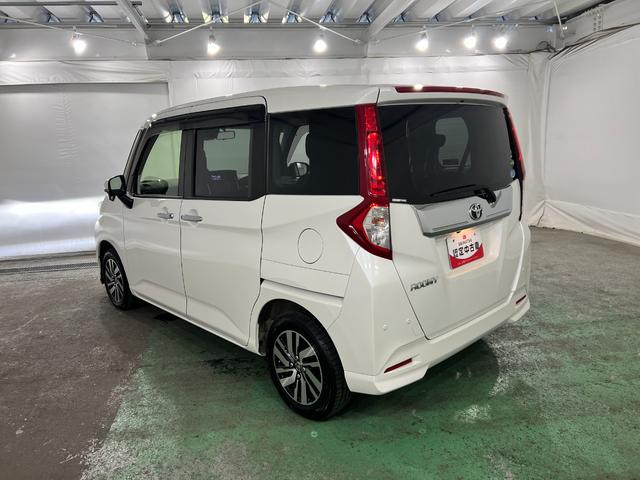 ルーミーカスタムG 車検整備付/走行90051キロ/ナビ/Bカメラ1年保証距離無制限 走行距離90051キロ フルセグナビ ブルートゥース バックカメラ 純正マット 助手席エアバッグ LEDヘッドランプ アイドリングストップ 両側電動スライドドア(埼玉県)の中古車