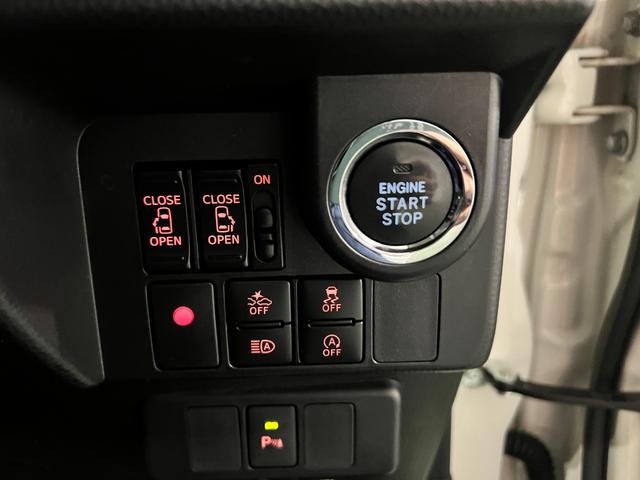 ルーミーカスタムG 車検整備付/走行90051キロ/ナビ/Bカメラ1年保証距離無制限 走行距離90051キロ フルセグナビ ブルートゥース バックカメラ 純正マット 助手席エアバッグ LEDヘッドランプ アイドリングストップ 両側電動スライドドア(埼玉県)の中古車