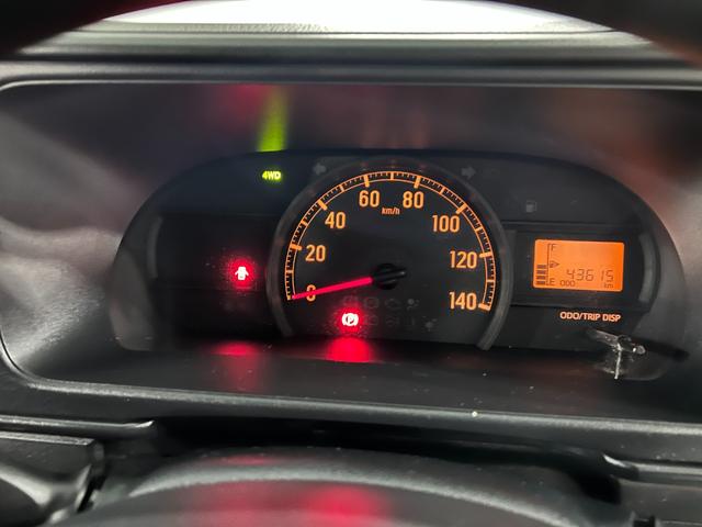 ハイゼットカーゴクルーズターボ　４ＷＤ／ＭＴ車／走行４３６１５キロ／マット１年保証距離無制限　走行距離４３６１５キロ　純正フロアマット　助手席エアバック　ＬＥＤヘッドランプ　アイドリングストップ　両側スライドドア（埼玉県）の中古車
